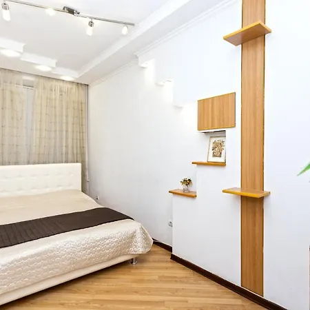 Apartment On Prospekt Nezavisimosti *