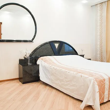 On Prospekt Nezavisimosti Apartament