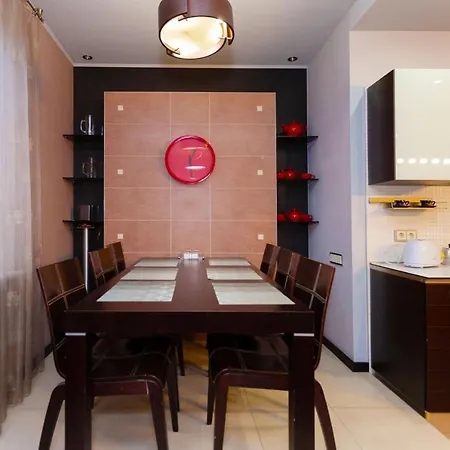 Apartament On Prospekt Nezavisimosti *