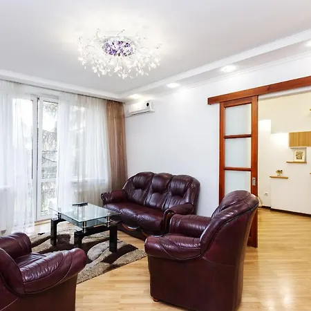 On Prospekt Nezavisimosti