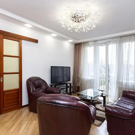 On Prospekt Nezavisimosti Apartament *